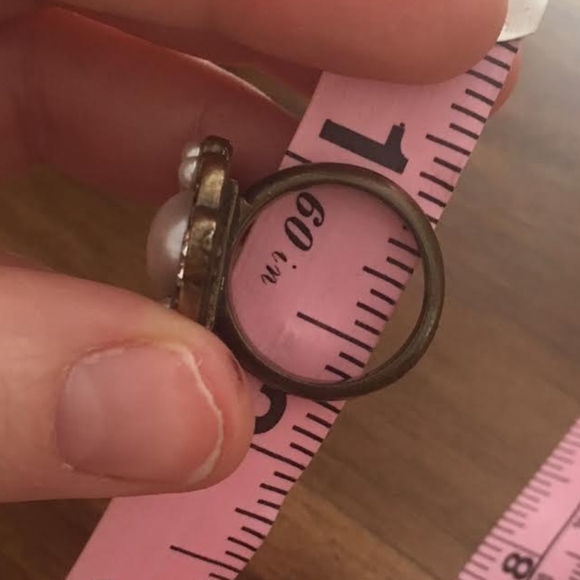 Vintage-Style Earrings & Matching Ring - Picture 5 of 5